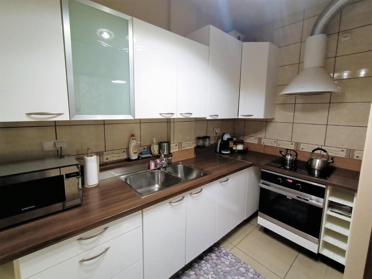 2-Room Apartment Nowy Dwor Mazowiecki Bagian luar foto