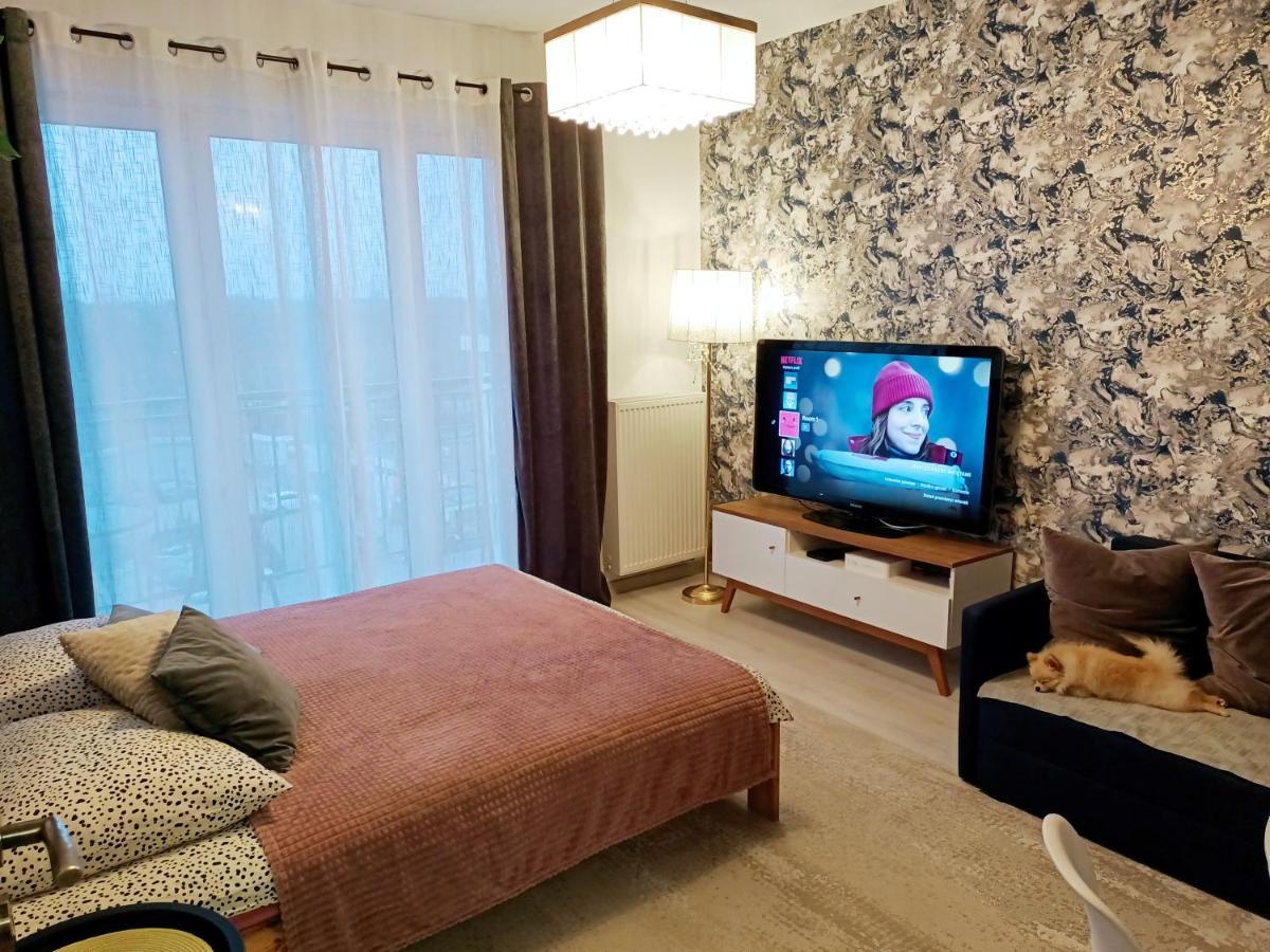 2-Room Apartment Nowy Dwor Mazowiecki Bagian luar foto